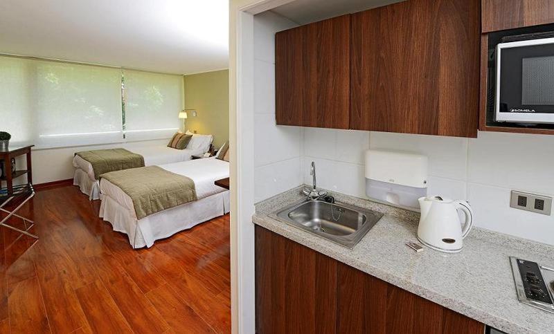 Time Suite - Comfort Apartments Santiago Room photo